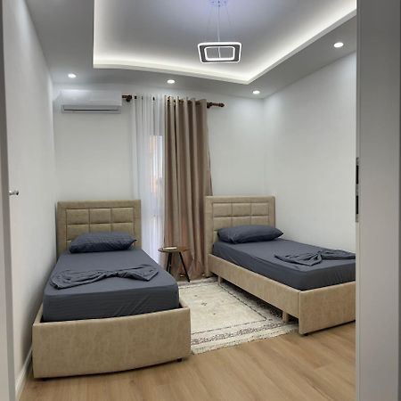 B&B Kroni 1 Shkodër エクステリア 写真