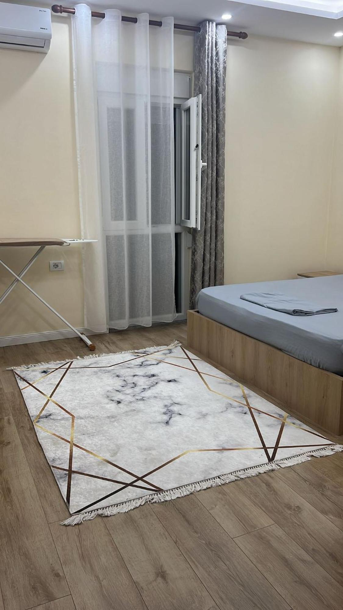 B&B Kroni 1 Shkodër エクステリア 写真