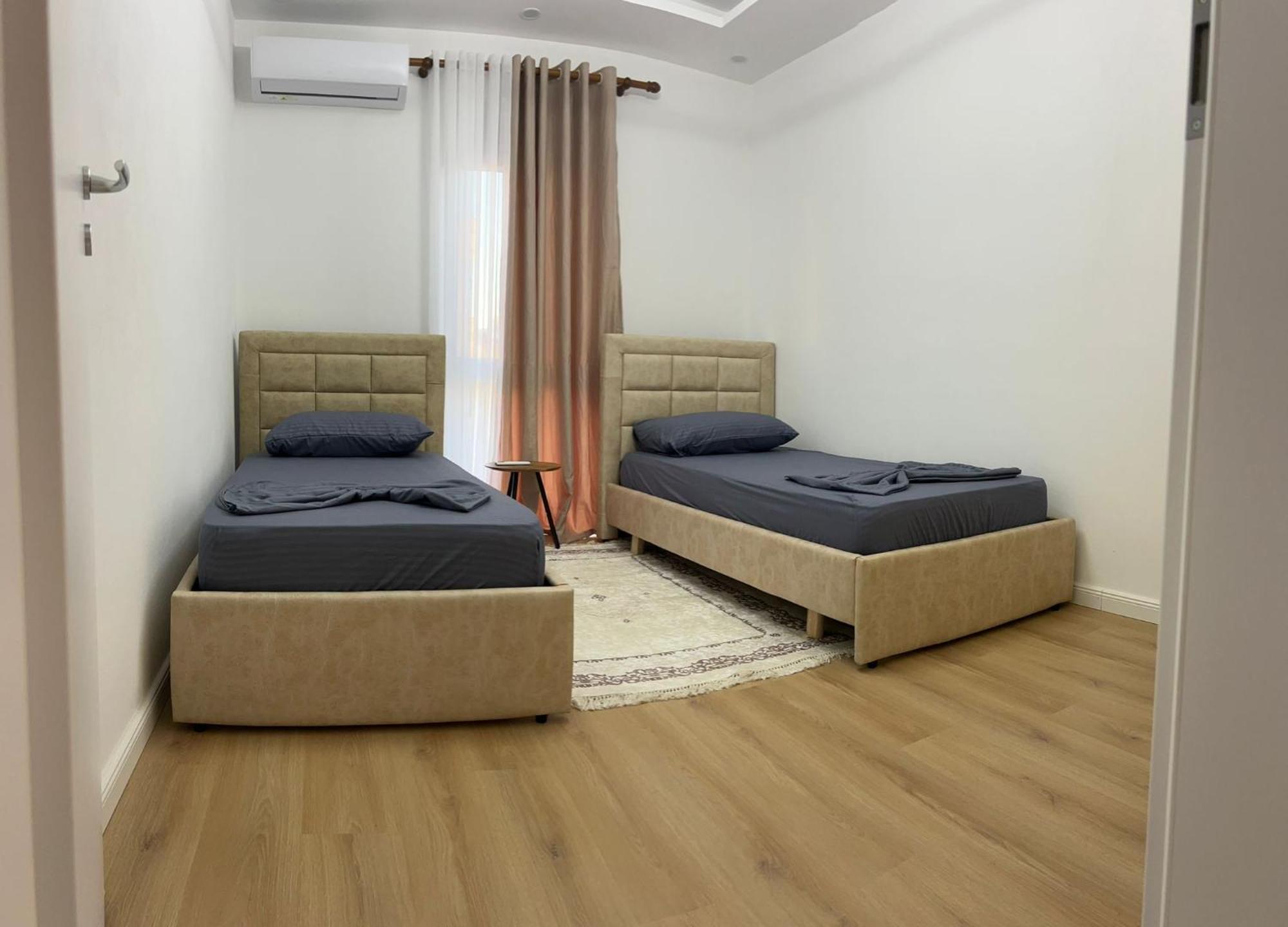 B&B Kroni 1 Shkodër エクステリア 写真